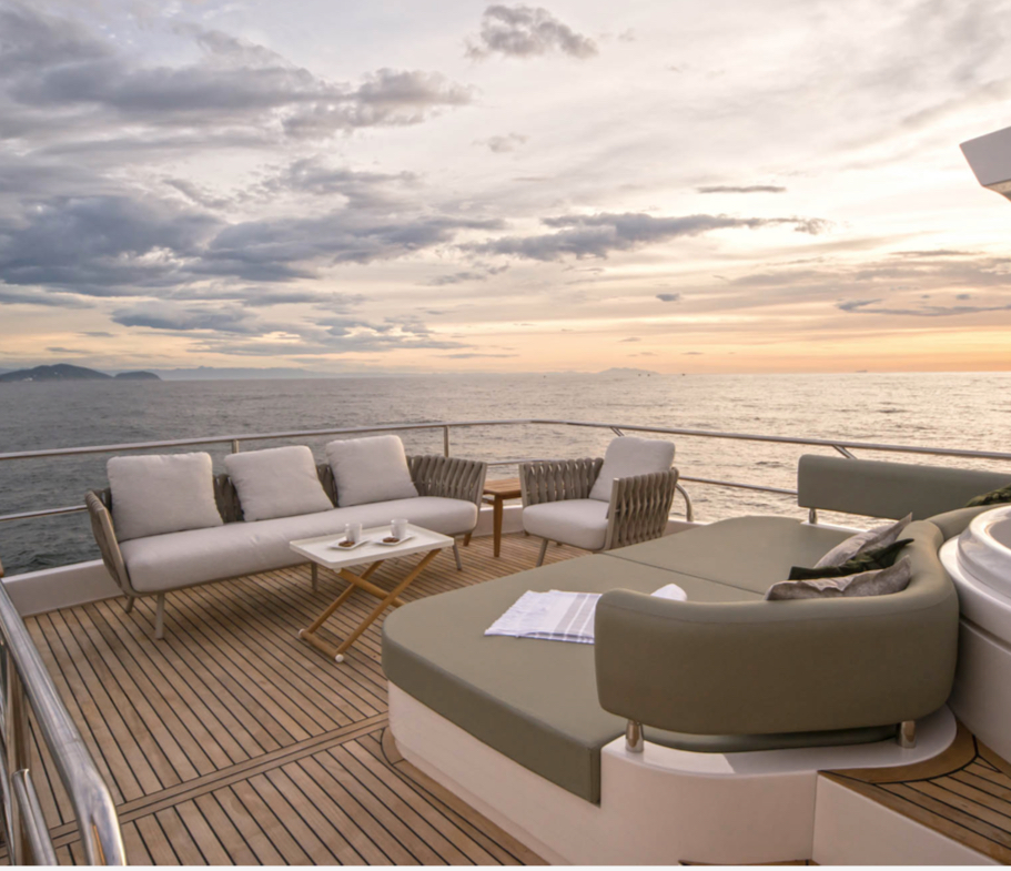 barco Super yacht 95pés. Intermarine