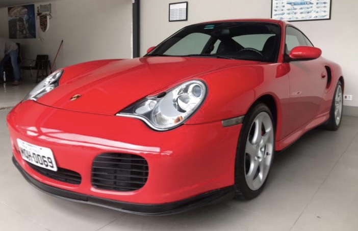 PORSCHE turbo 996 vermelha