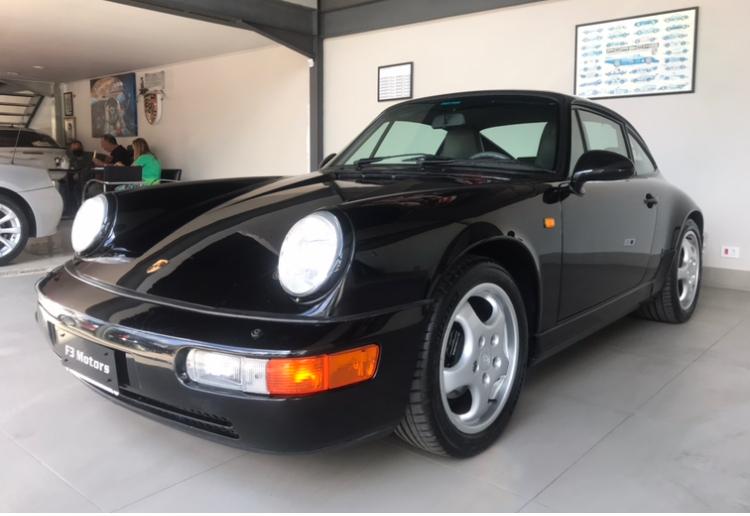 PORSCHE 964,  preta
