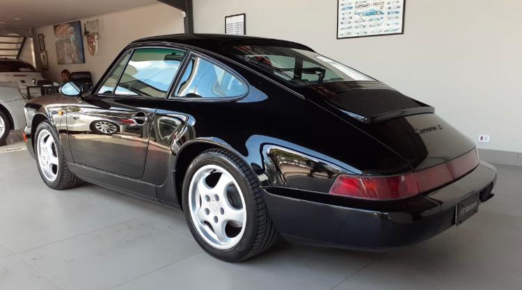 PORSCHE 964,  preta