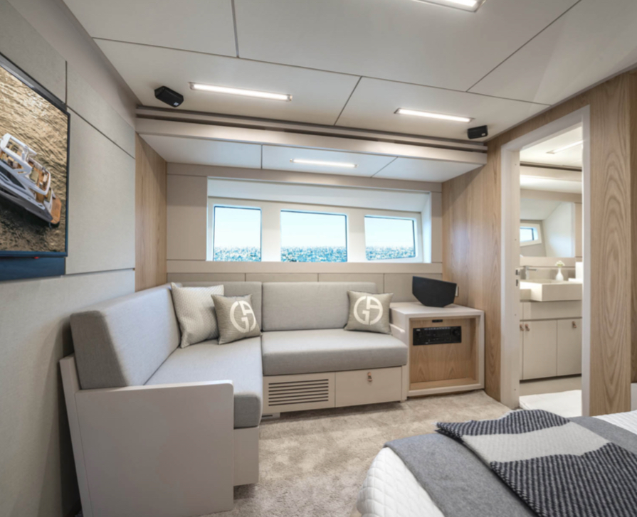 barco Super yacht 95pés. Intermarine