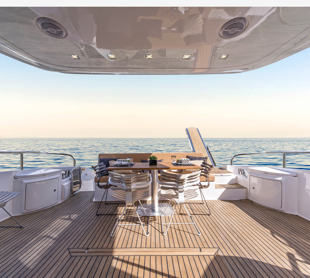 Barco 66 FLYBRIDGE Intermarine