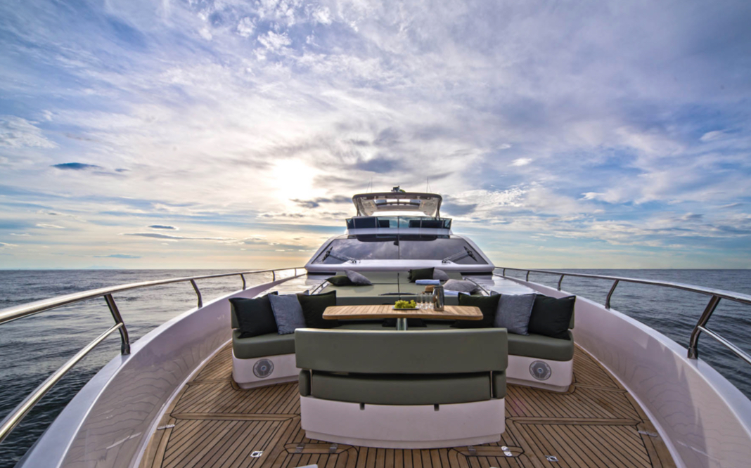 barco Super yacht 95pés. Intermarine