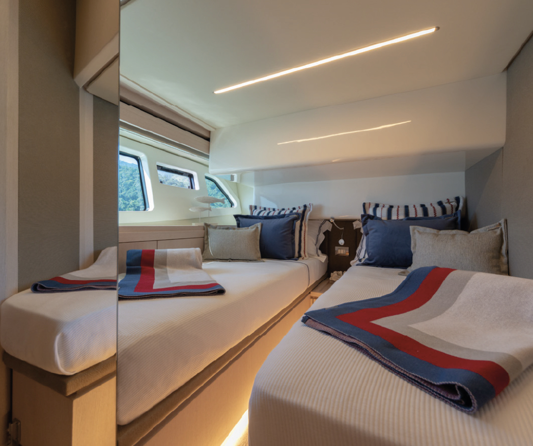 Barco 45 FLYBRIDGE - Intermarine