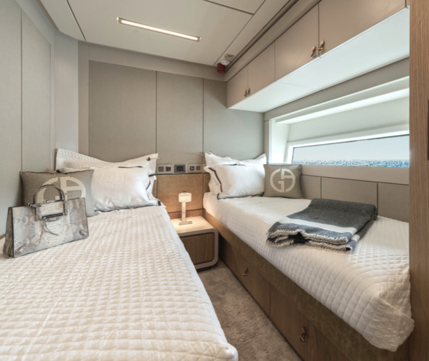 barco Super yacht 95pés. Intermarine