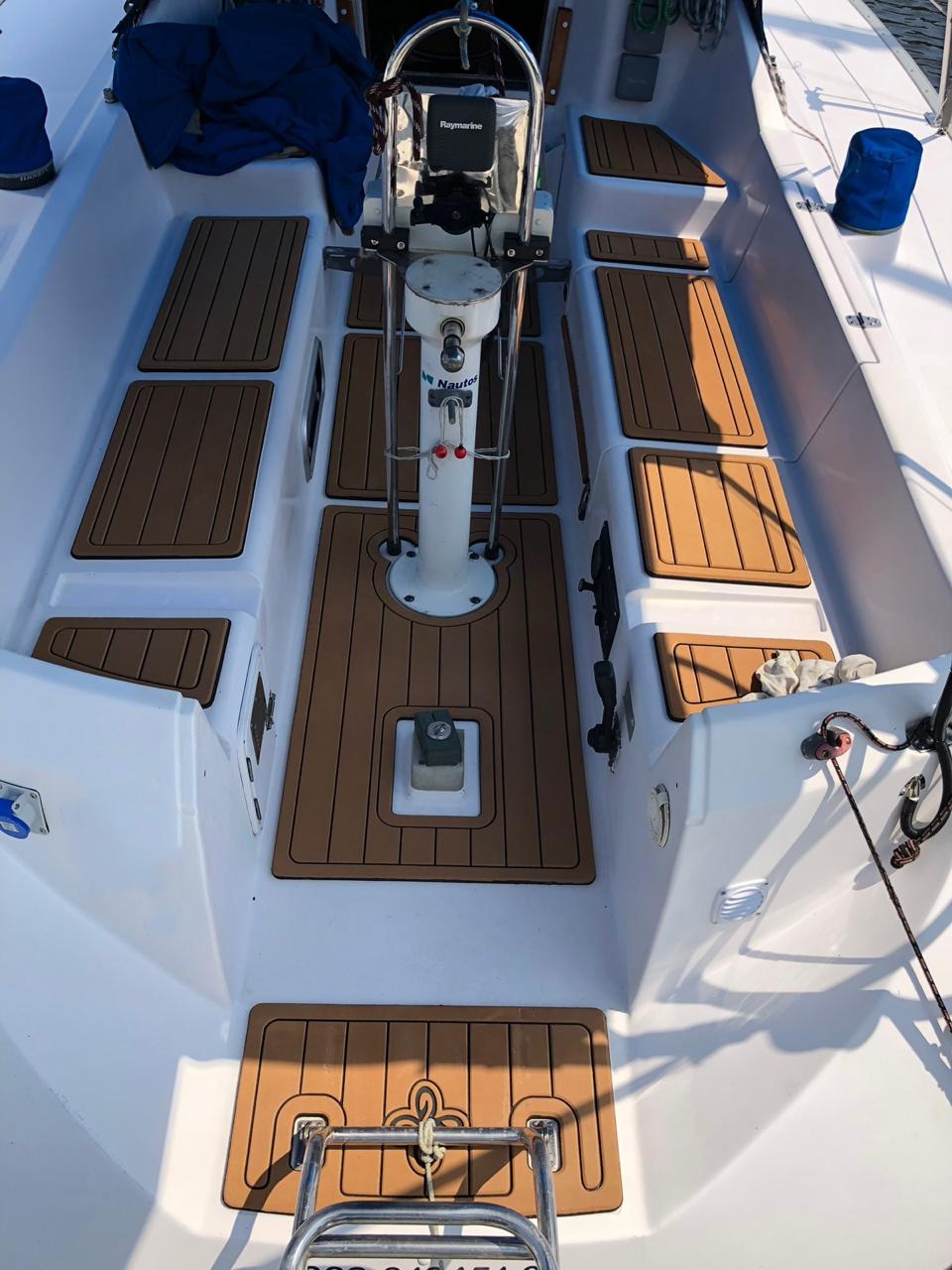 GrowDeck - Pisos náuticos