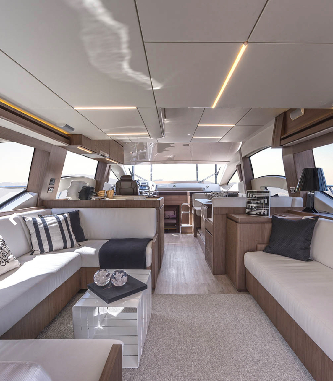 Barco 66 FLYBRIDGE Intermarine