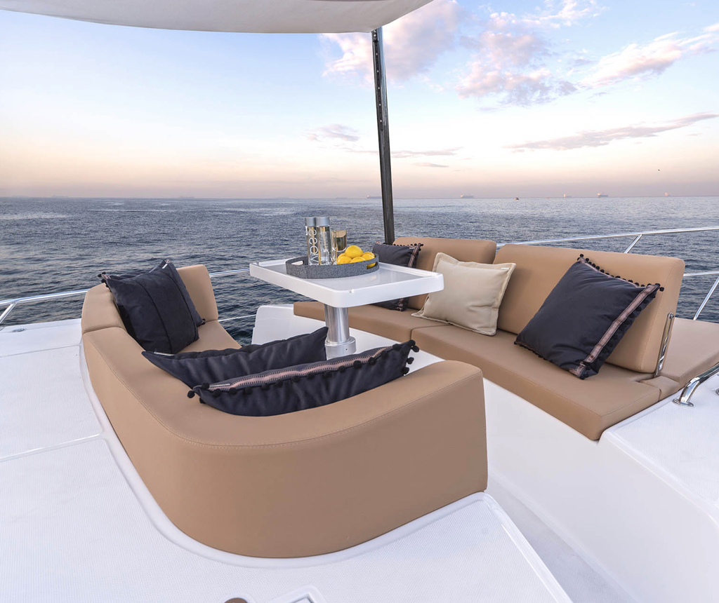 Barco 66 FLYBRIDGE Intermarine