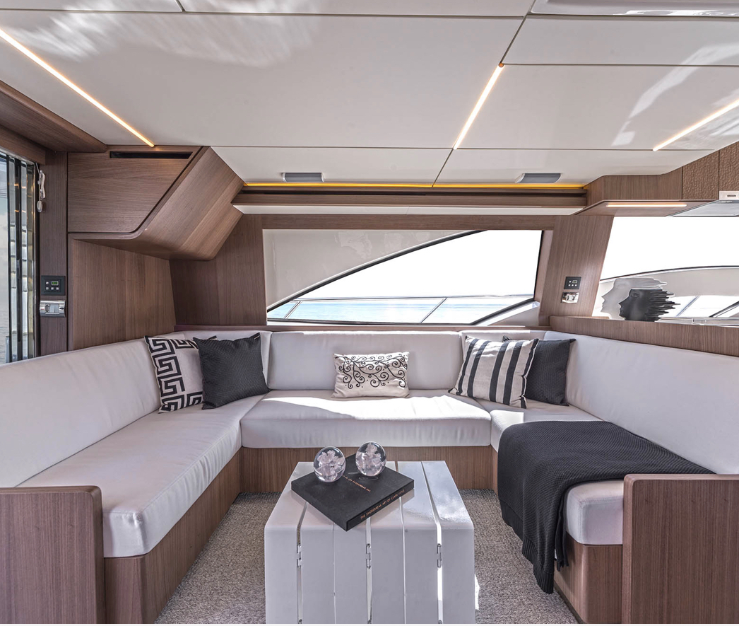Barco 66 FLYBRIDGE Intermarine