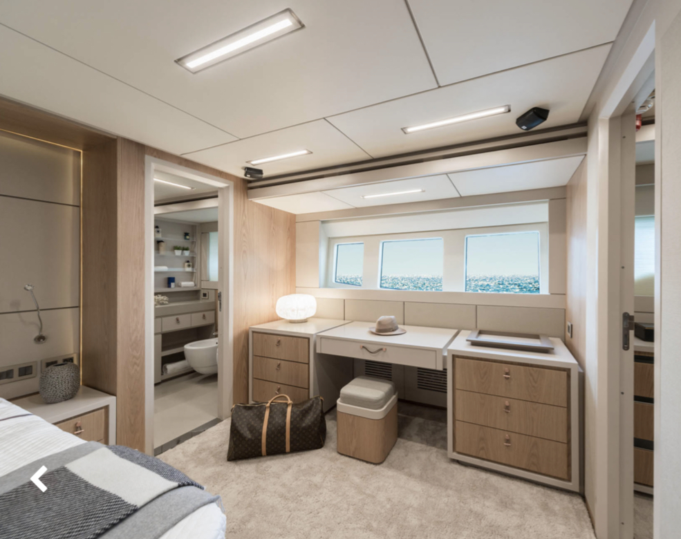 barco Super yacht 95pés. Intermarine