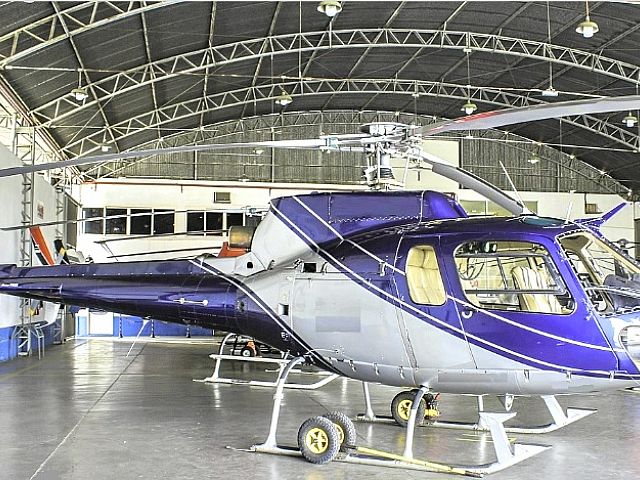 Helicóptero AS350-BA