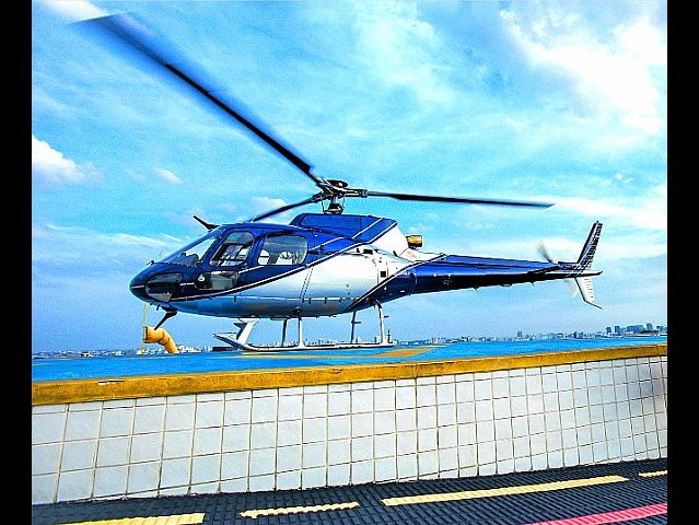 Helicóptero AS350-BA