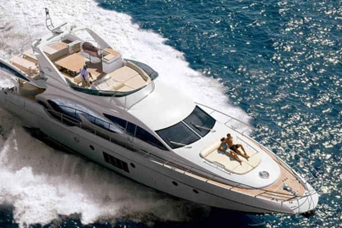 Barco Azimut 70